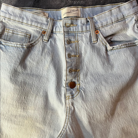 Universal Thread Light Blue Cropped Jeans - Picture 5 of 13